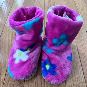 Hatley Toddler Girls Fuzzy Fleece Slippers, Size Small (5-7)